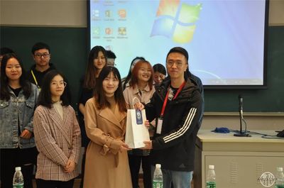 【新聞速遞】北京語(yǔ)言大學(xué)與北京外國(guó)語(yǔ)大學(xué)學(xué)生交流活動(dòng)圓滿結(jié)束